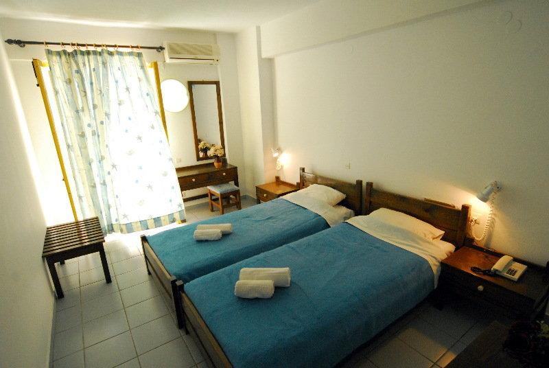 Acropolis Apartments Херсониссос Экстерьер фото