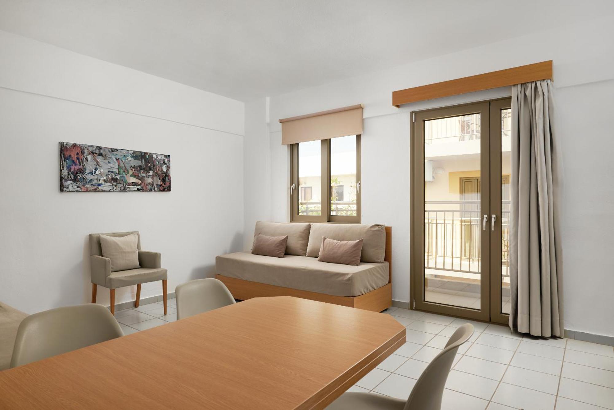 Acropolis Apartments Херсониссос Экстерьер фото