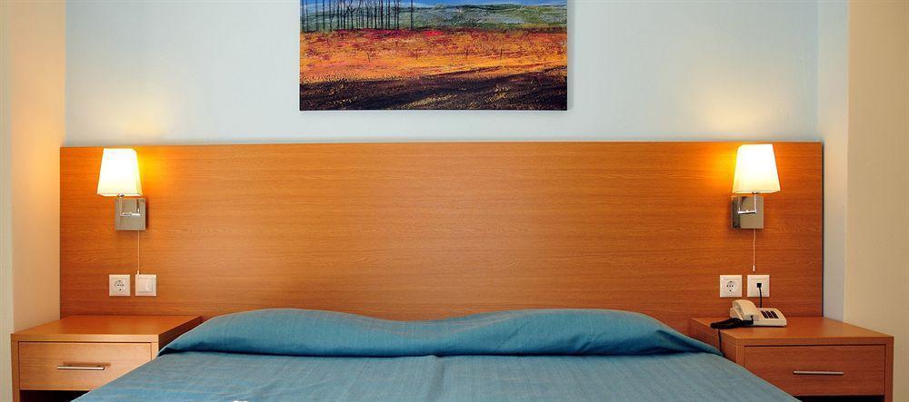 Acropolis Apartments Херсониссос Экстерьер фото